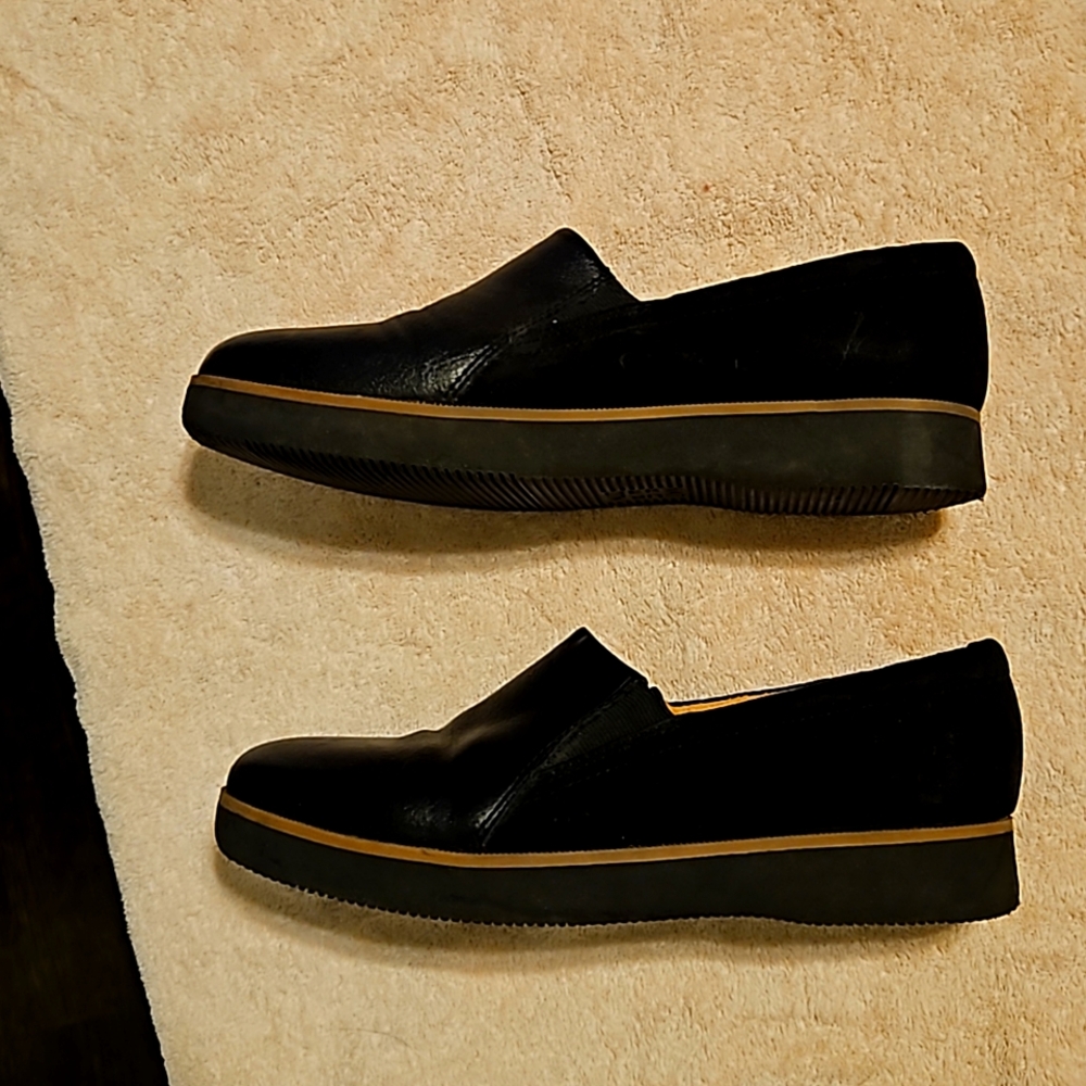 Black shoes